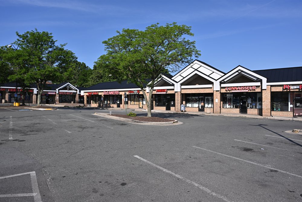 Multi-Tenant Retail Center